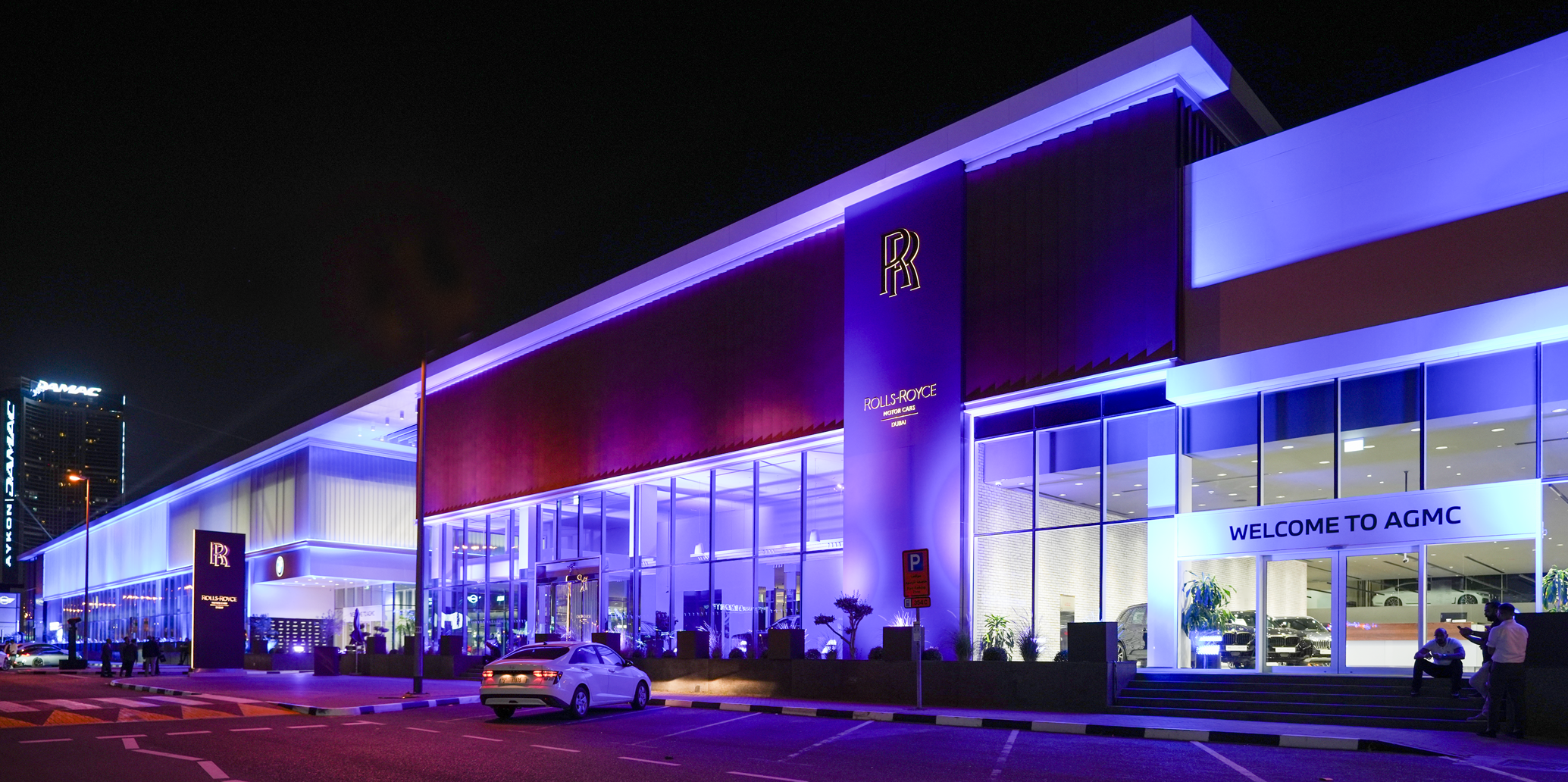 ROLLS-ROYCE, BMW & MINI SHOWROOM SZR