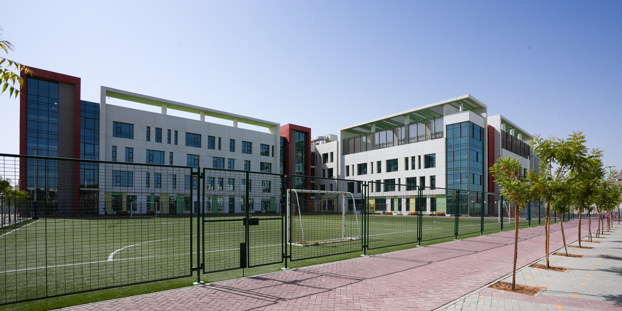 INTERNATIONAL SCHOOL OF  CREATIVE SCIENCE