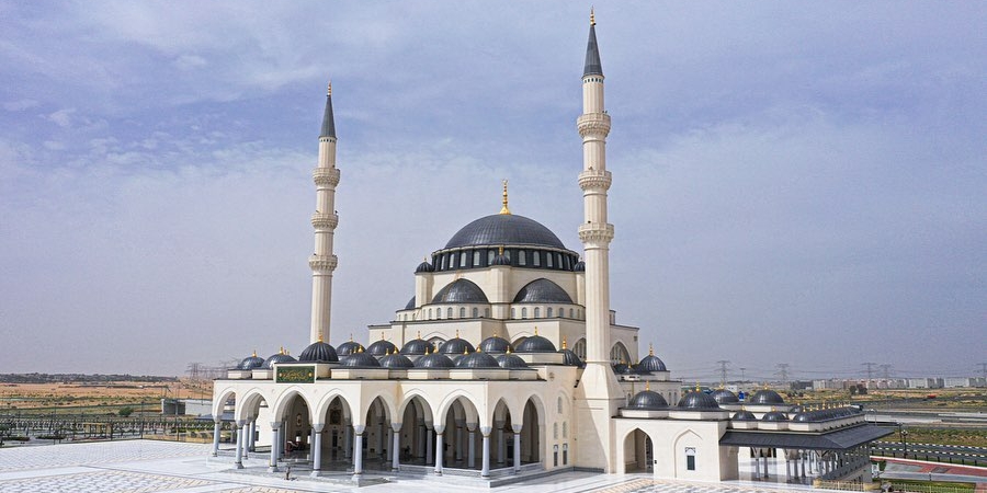 SHARJAH MOSQUE